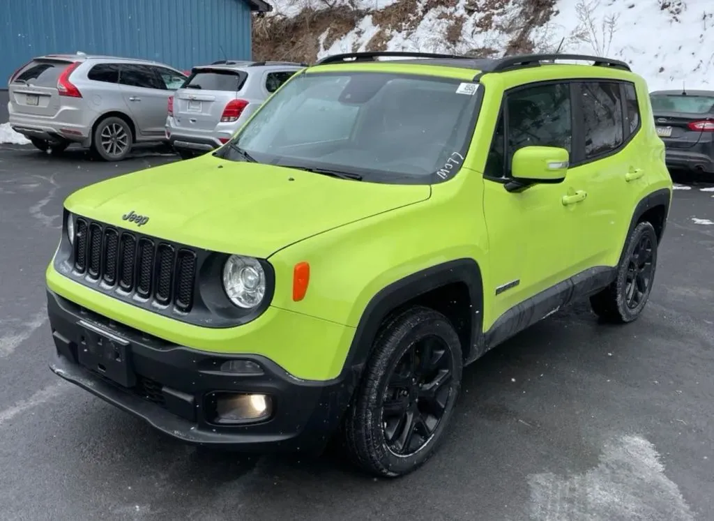 Yellow 2017 Jeep Renegade Altitude Sport Utility 4D for sale in Elkridge, MD