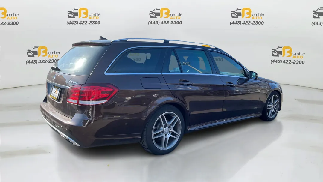 Mercedes-Benz E-Class photo 5