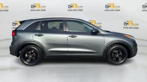 More photos of 2017 Kia Niro LX Wagon 4D at Bumble Auto - Elkridge, MD