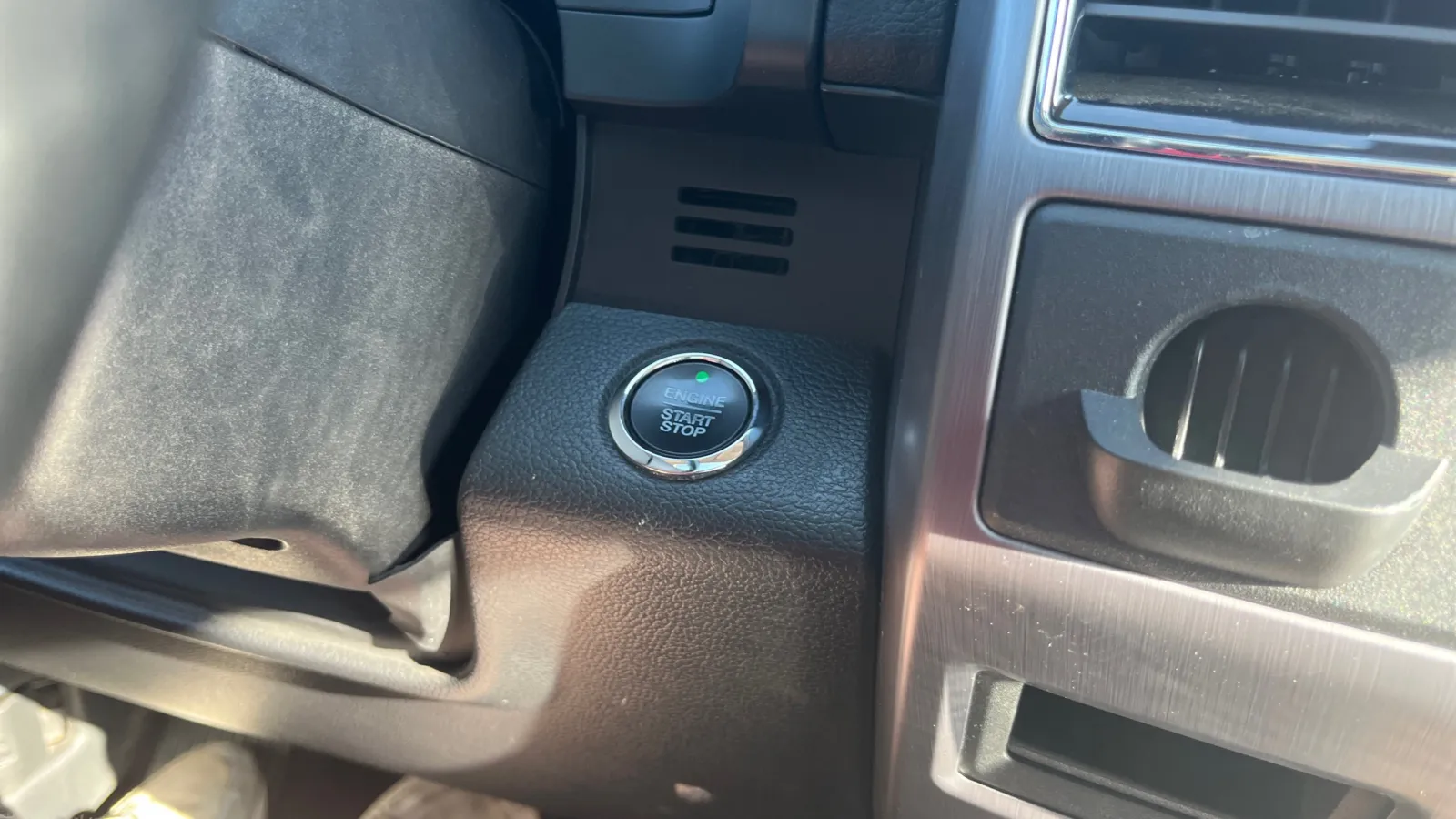 Ford Expedition photo 24