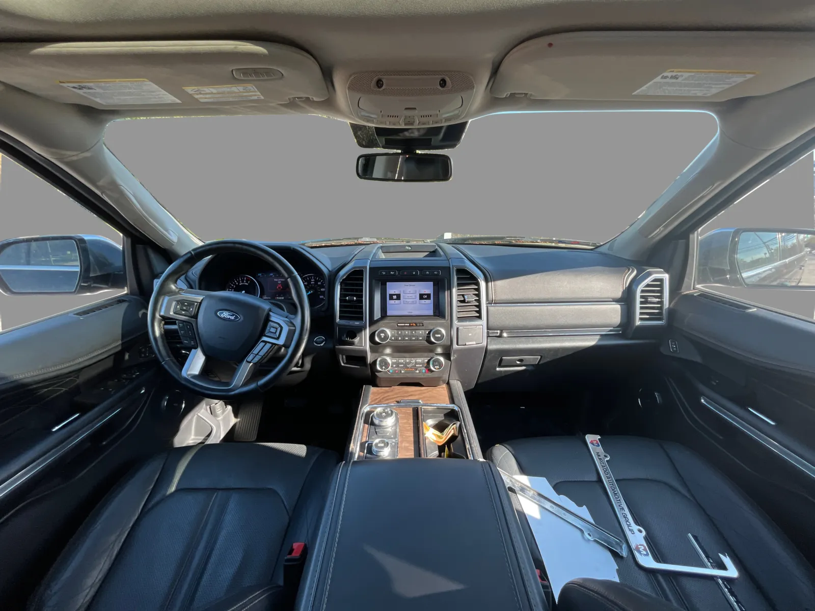 Ford Expedition photo 21