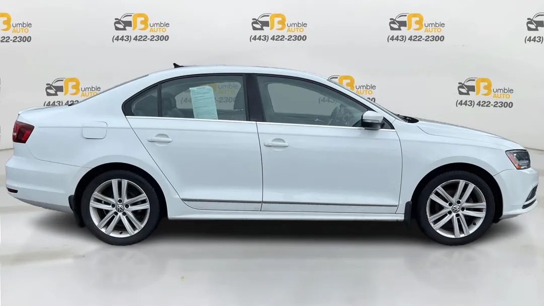 Volkswagen Jetta photo 4