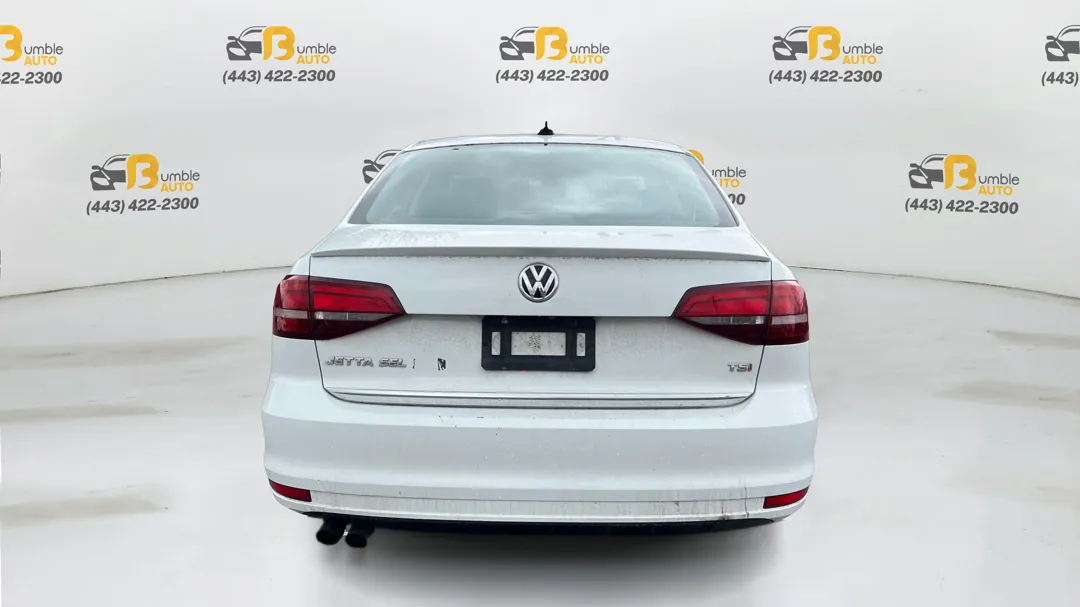 Volkswagen Jetta photo 6