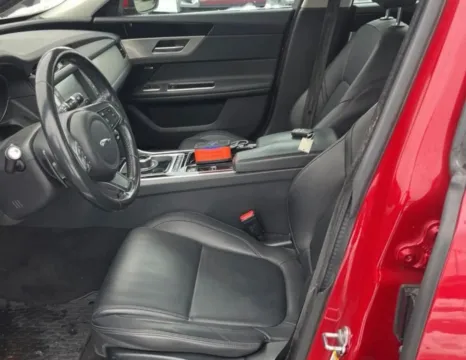 More photos of 2017 Jaguar XF 20d Premium Sedan 4D at Bumble Auto - Elkridge, MD