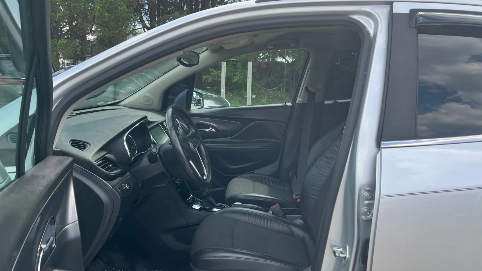 Buick Encore photo 9