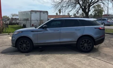 Another view of 2018 Land Rover Range Rover Velar R-Dynamic SE Sport Utility 4D for sale in Elkridge, MD at Bumble Auto - Elkridge