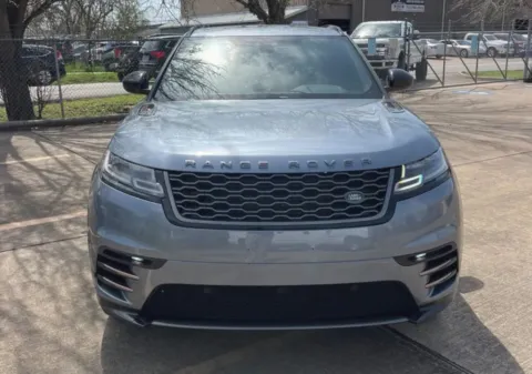 More photos of 2018 Land Rover Range Rover Velar R-Dynamic SE Sport Utility 4D at Bumble Auto - Elkridge, MD