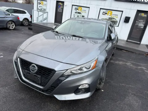 Gray 2019 Nissan Altima 2.5 SL Sedan 4D for sale in Elkridge, MD