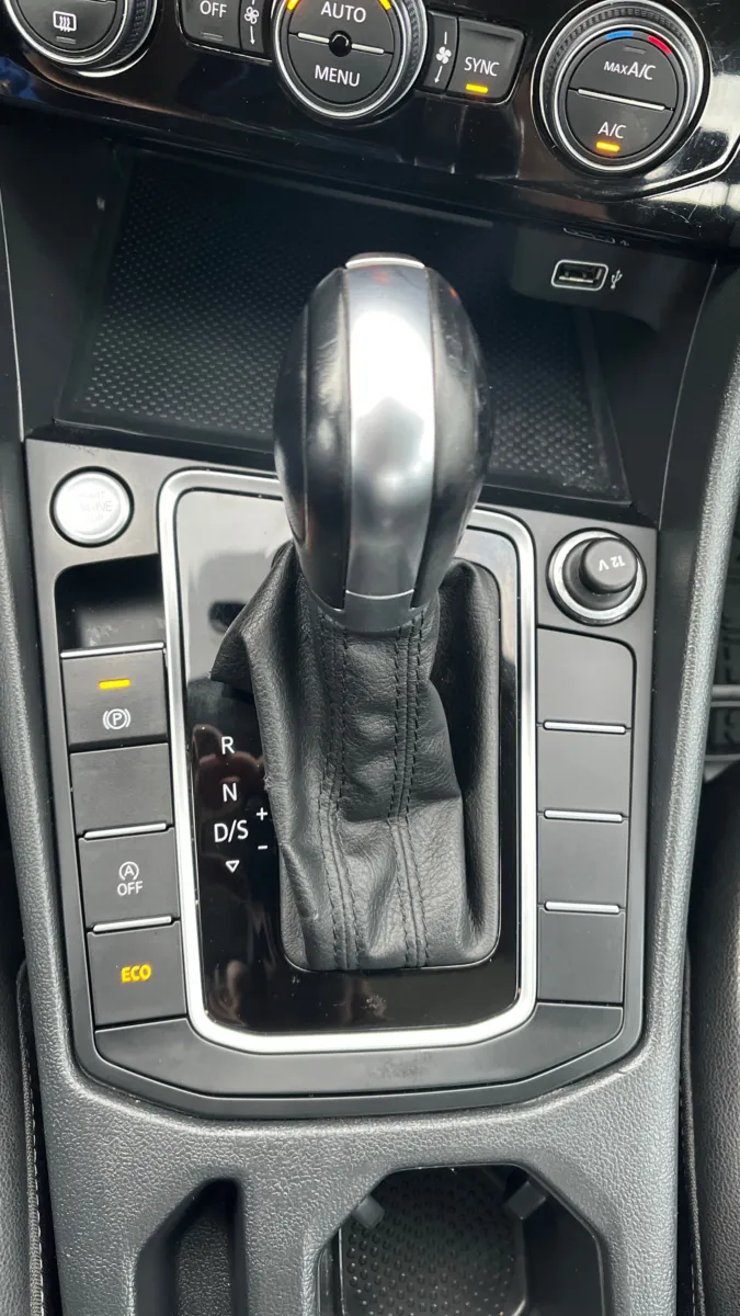 Volkswagen Jetta photo 30