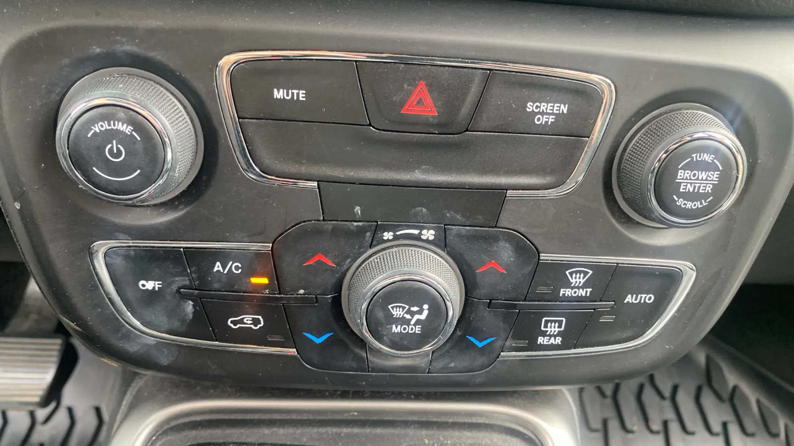Jeep Compass photo 25