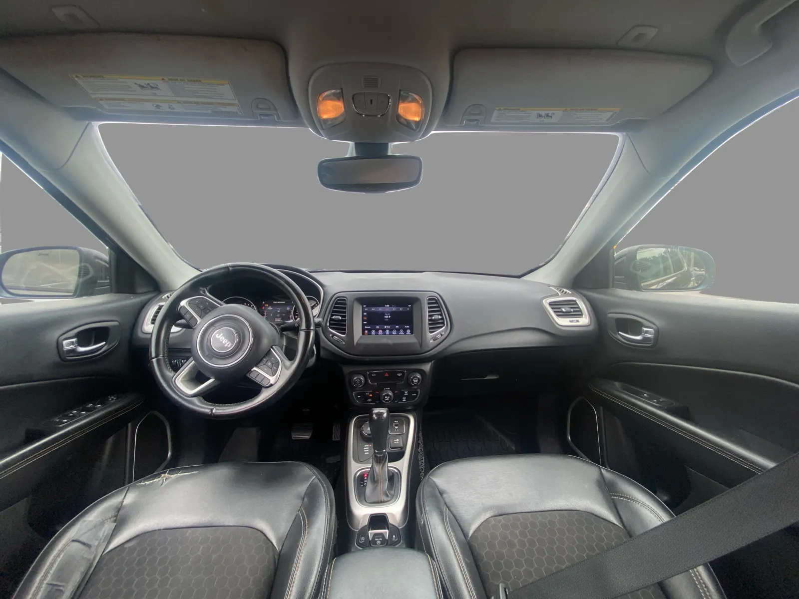 Jeep Compass photo 22
