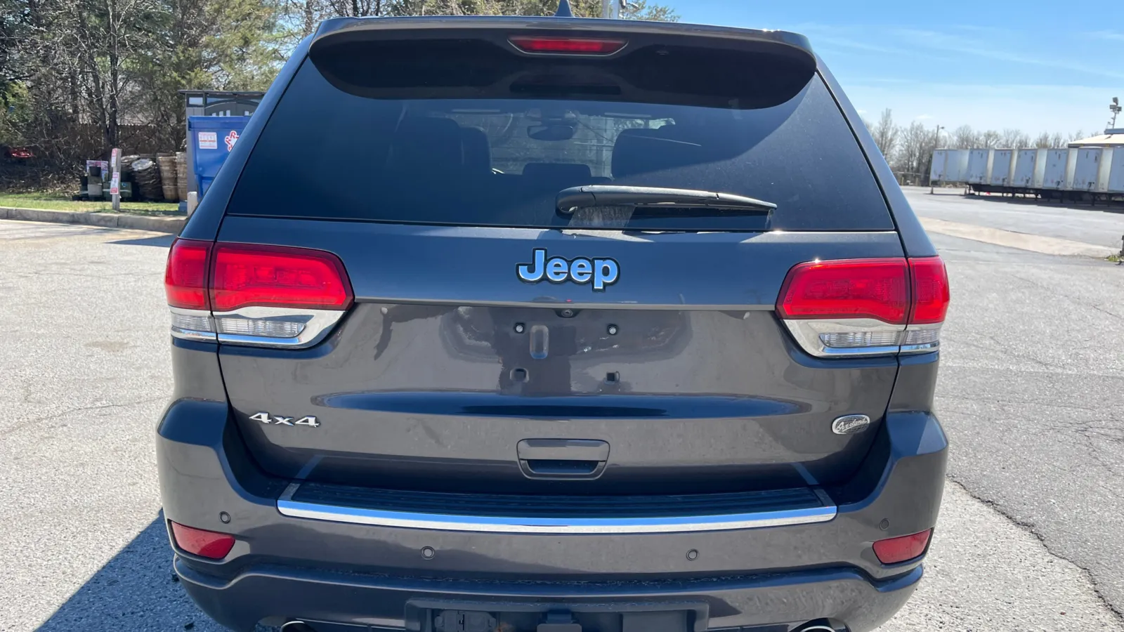Jeep Grand Cherokee photo 13
