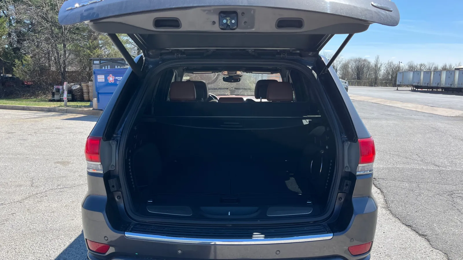 Jeep Grand Cherokee photo 12