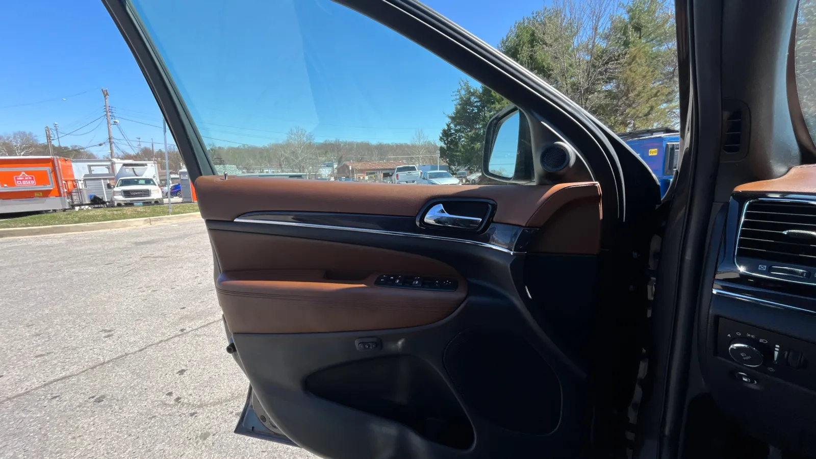 Jeep Grand Cherokee photo 20