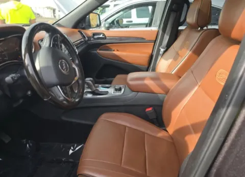 Another view of 2020 Jeep Grand Cherokee Overland Sport Utility 4D for sale in Elkridge, MD at Bumble Auto - Elkridge