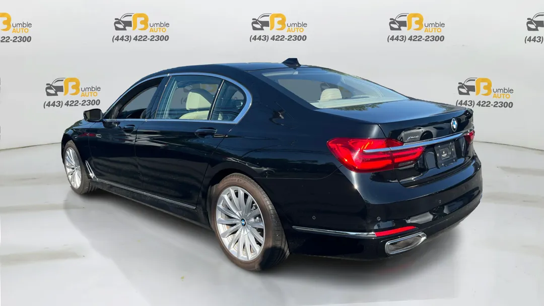 2017 BMW 7 Series 740i - Photo 7