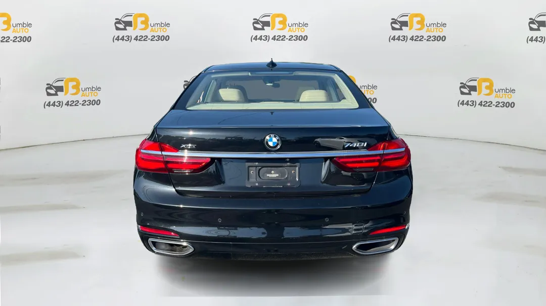 2017 BMW 7 Series 740i - Photo 6
