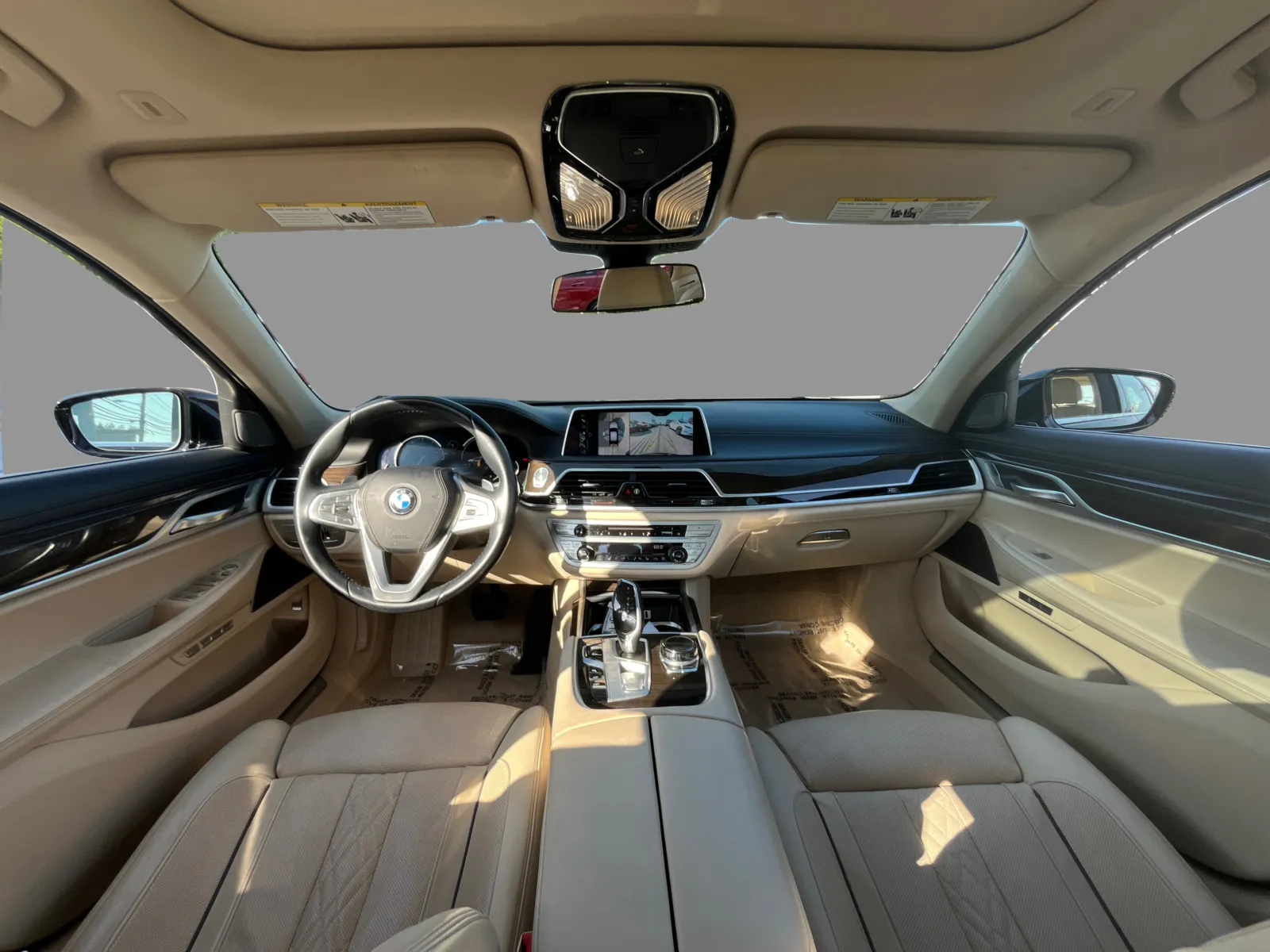 2017 BMW 7 Series 740i - Photo 24
