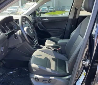 More photos of 2018 Volkswagen Tiguan 2.0T SE 4MOTION Sport Utility 4D at Bumble Auto - Elkridge, MD