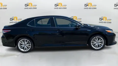 More photos of 2018 Toyota Camry Hybrid XLE Sedan 4D at Bumble Auto - Elkridge, MD