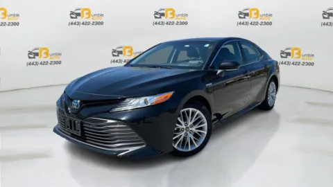 Black 2018 Toyota Camry Hybrid XLE Sedan 4D for sale in Elkridge, MD