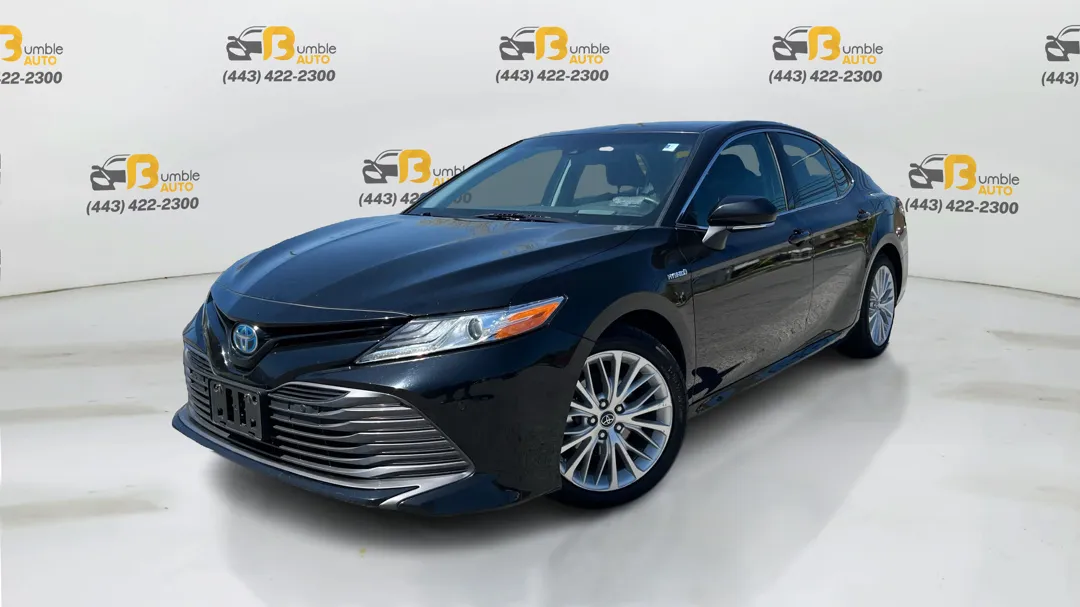 2018 Toyota Camry Hybrid XLE Sedan 4D