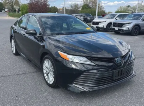 More photos of 2018 Toyota Camry Hybrid XLE Sedan 4D at Bumble Auto - Elkridge, MD