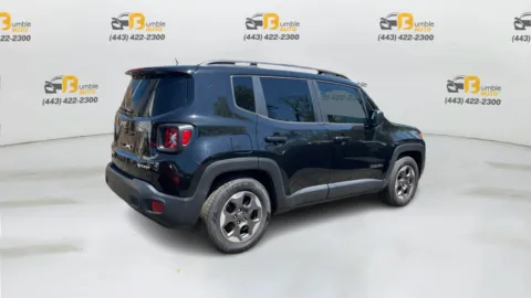 More photos of 2017 Jeep Renegade Sport SUV 4D at Bumble Auto - Elkridge, MD