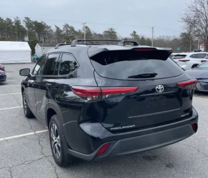 Another view of 2022 Toyota Highlander XLE Sport Utility 4D for sale in Elkridge, MD at Bumble Auto - Elkridge