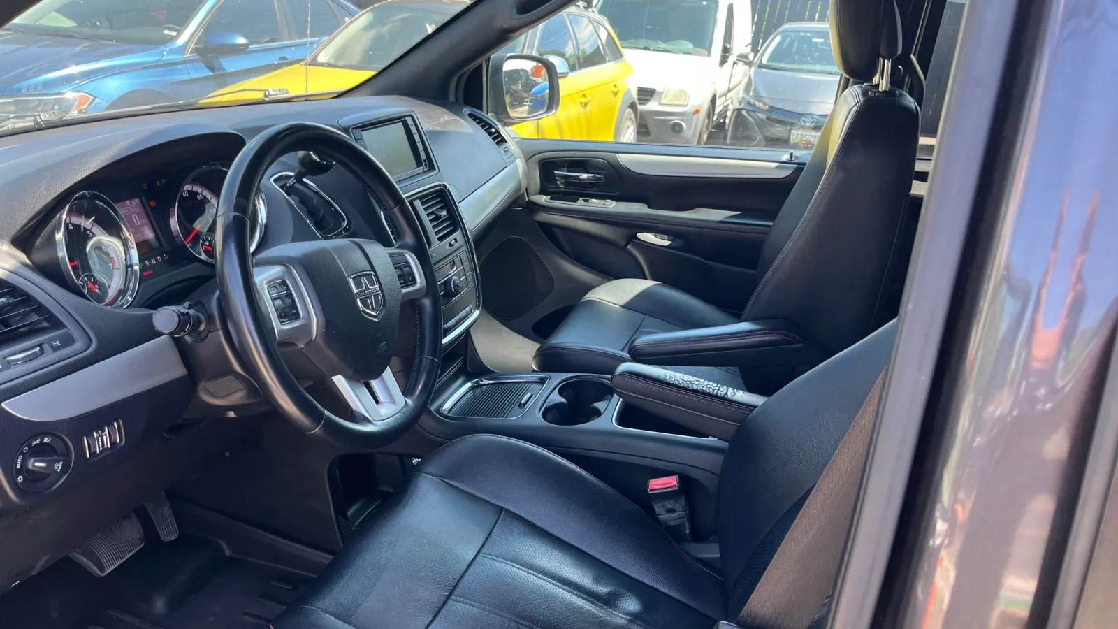 Dodge Grand Caravan photo 15