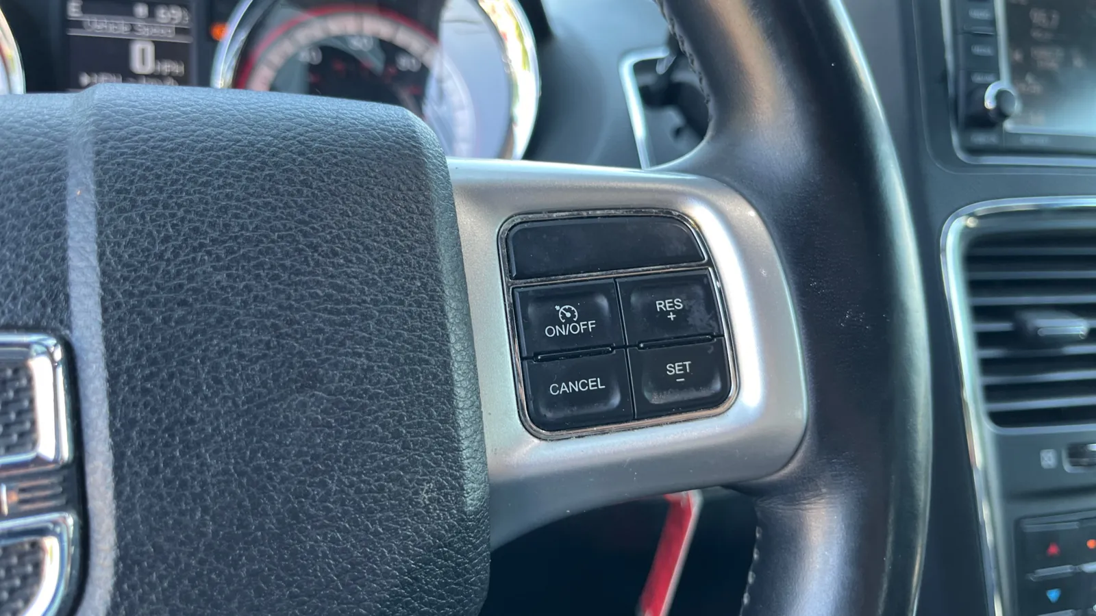Dodge Grand Caravan photo 25