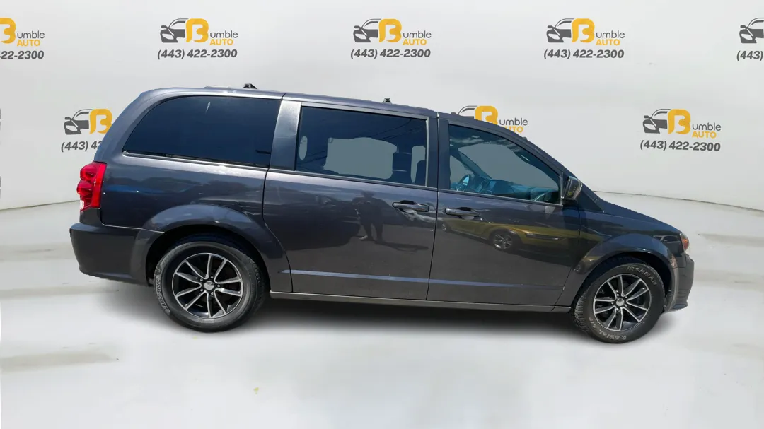 Dodge Grand Caravan photo 4