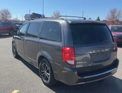 Photos of 2018 Dodge Grand Caravan Passenger GT Minivan 4D for sale in Elkridge, MD at Bumble Auto - Elkridge