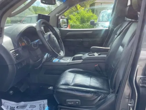 More photos of 2008 Nissan Armada SE Sport Utility 4D at Bumble Auto - Elkridge, MD