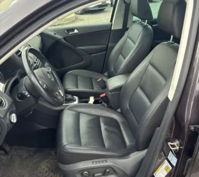 More photos of 2016 Volkswagen Tiguan 2.0T SEL 4Motion Sport Utility 4D at Bumble Auto - Elkridge, MD