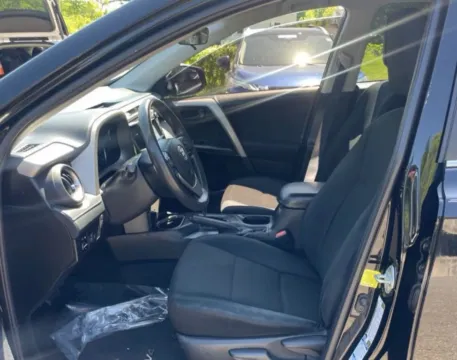 More photos of 2018 Toyota RAV4 LE Sport Utility 4D at Bumble Auto - Elkridge, MD