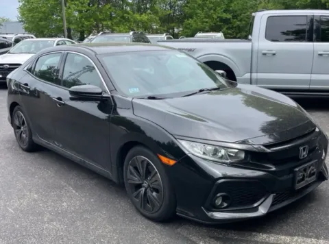 More photos of 2017 Honda Civic EX Hatchback 4D at Bumble Auto - Elkridge, MD