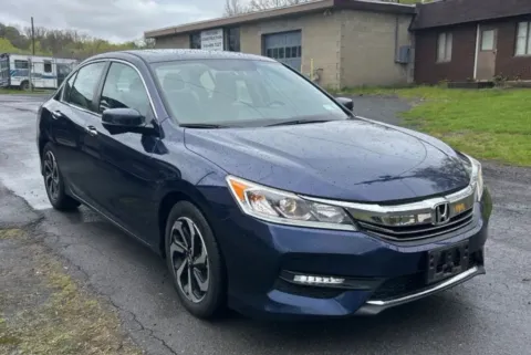 More photos of 2017 Honda Accord EX Sedan 4D at Bumble Auto - Elkridge, MD