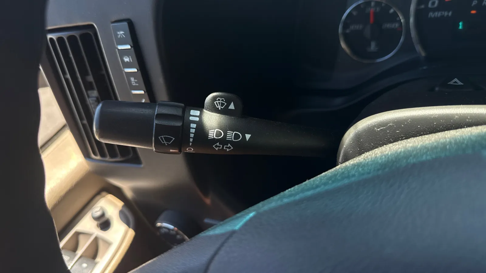 Chevrolet Express photo 22