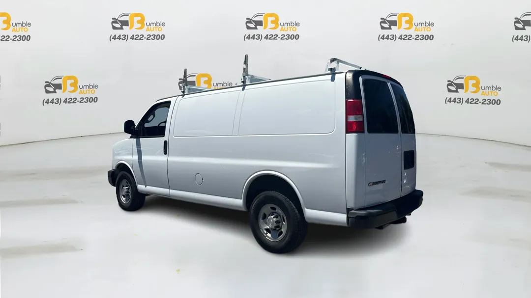 Chevrolet Express photo 7