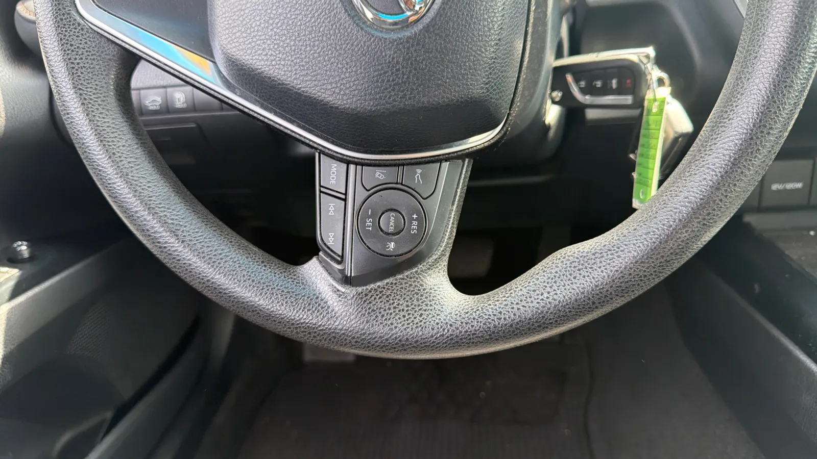 Toyota Camry photo 24