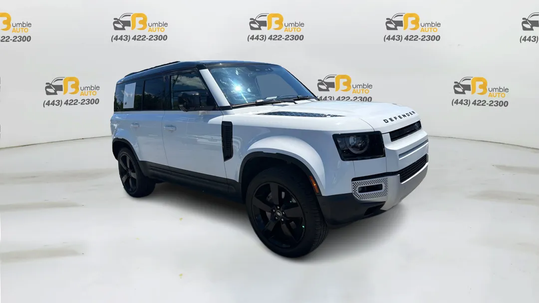 Land Rover Defender photo 3
