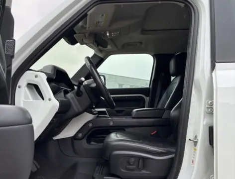 More photos of 2020 Land Rover Defender 110 SE Sport Utility 4D at Bumble Auto - Elkridge, MD