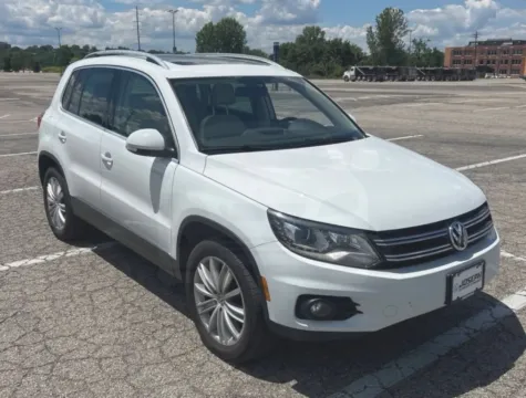 More photos of 2016 Volkswagen Tiguan 2.0T SE 4Motion Sport Utility 4D at Bumble Auto - Elkridge, MD