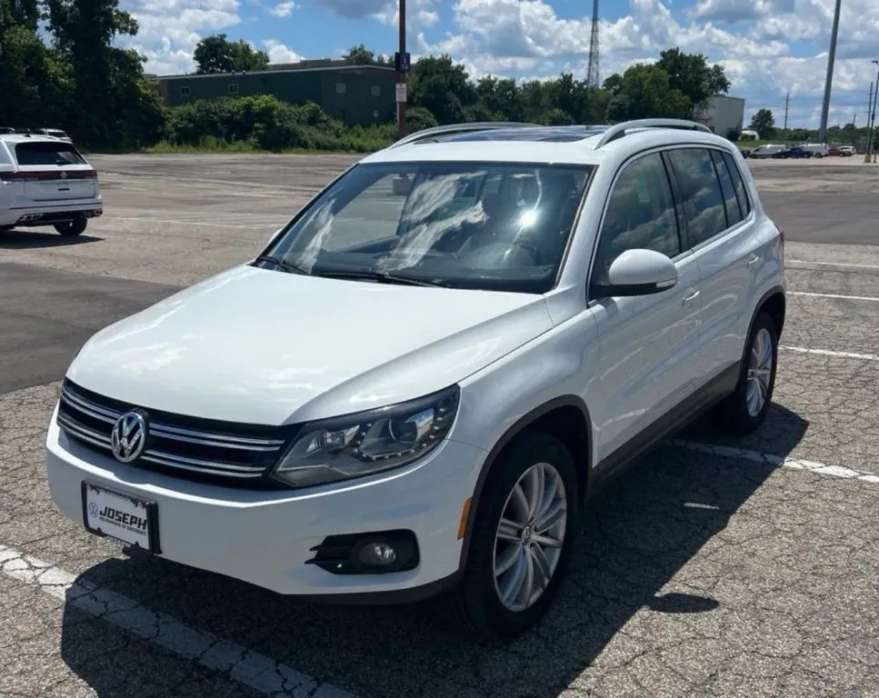 White 2016 Volkswagen Tiguan 2.0T SE 4Motion Sport Utility 4D for sale in Elkridge, MD