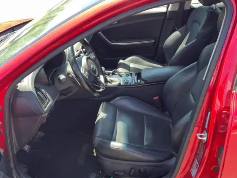 More photos of 2019 Kia Stinger Sedan 4D at Bumble Auto - Elkridge, MD