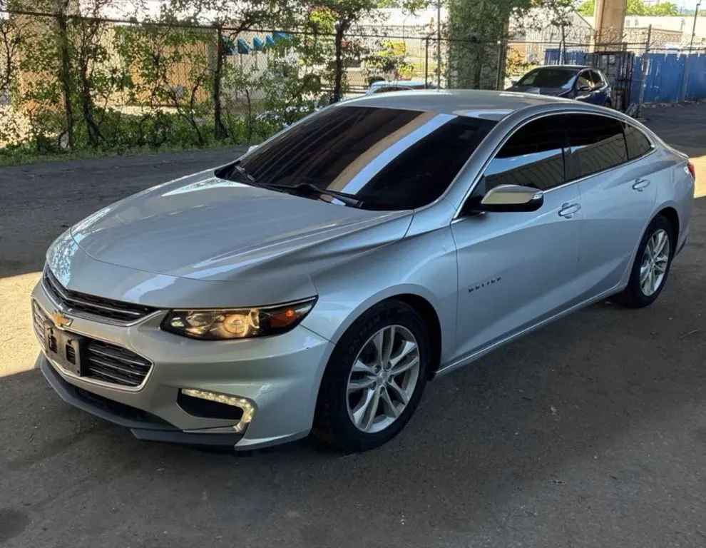 Silver 2017 Chevrolet Malibu LT Sedan 4D for sale in Elkridge, MD