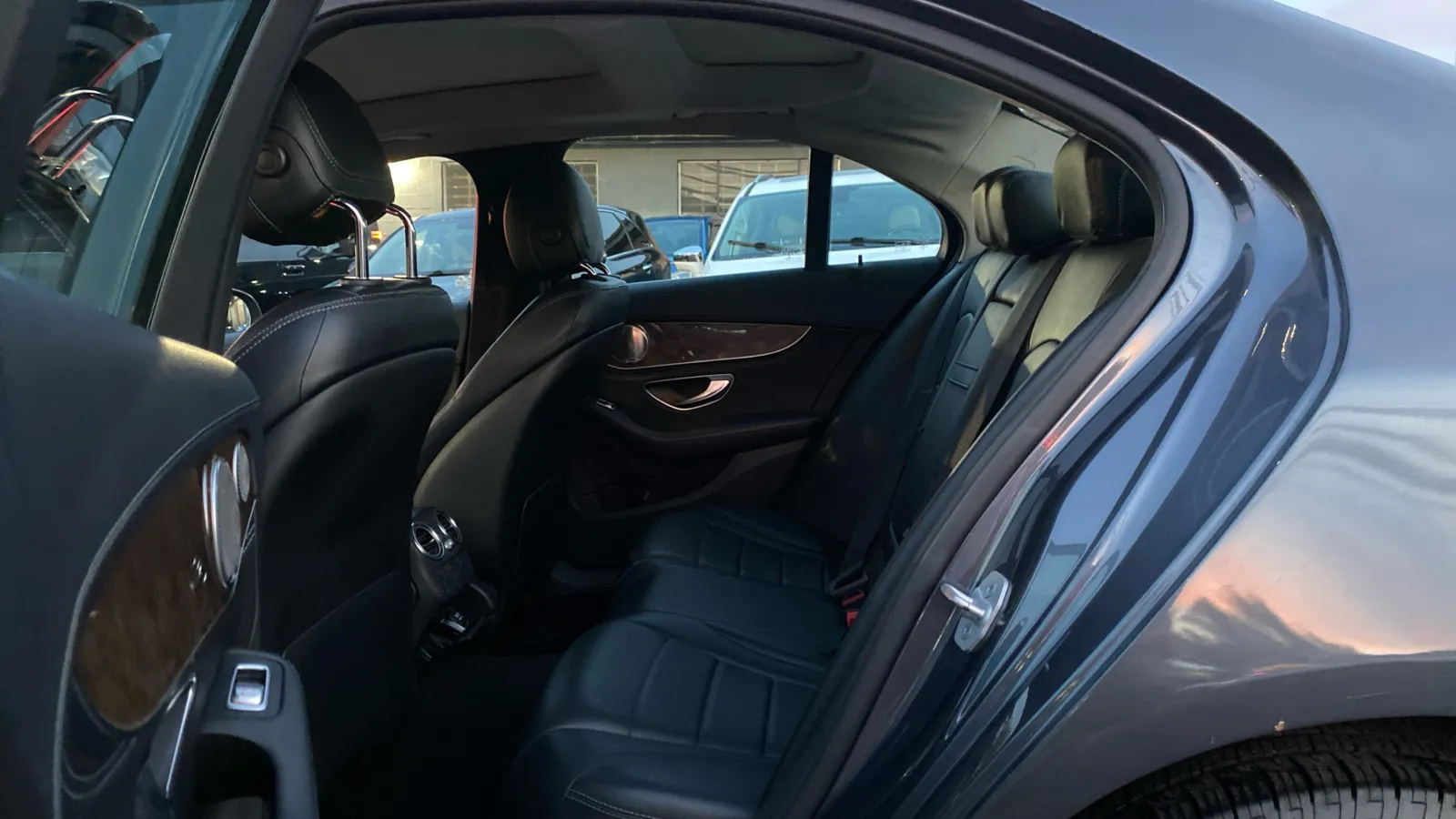 Mercedes-Benz C-Class photo 10
