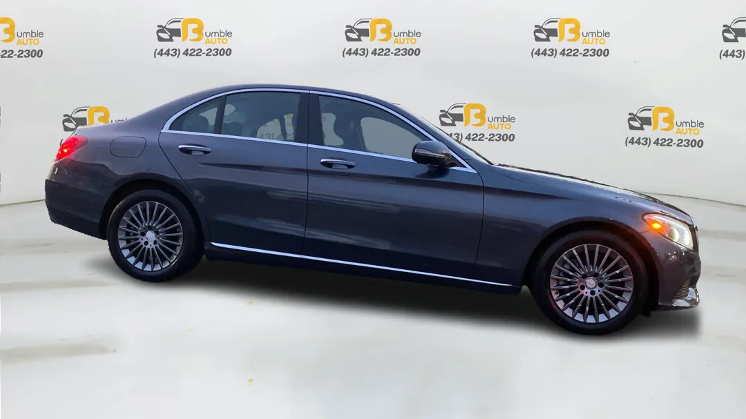 Mercedes-Benz C-Class photo 4