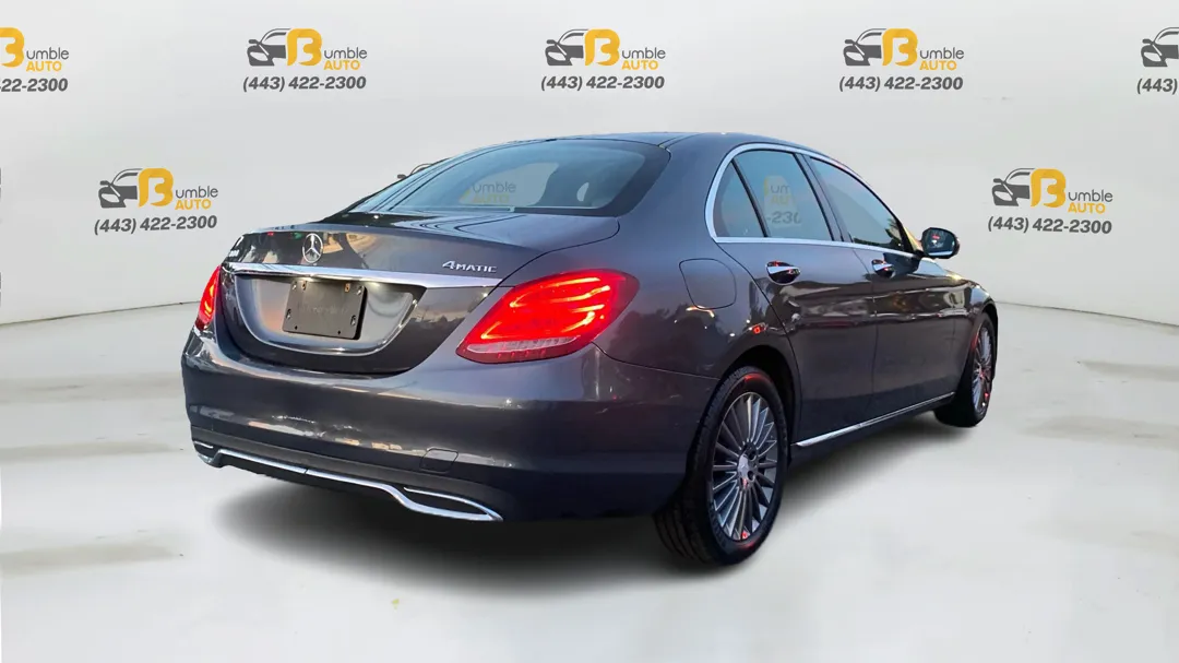 Mercedes-Benz C-Class photo 5